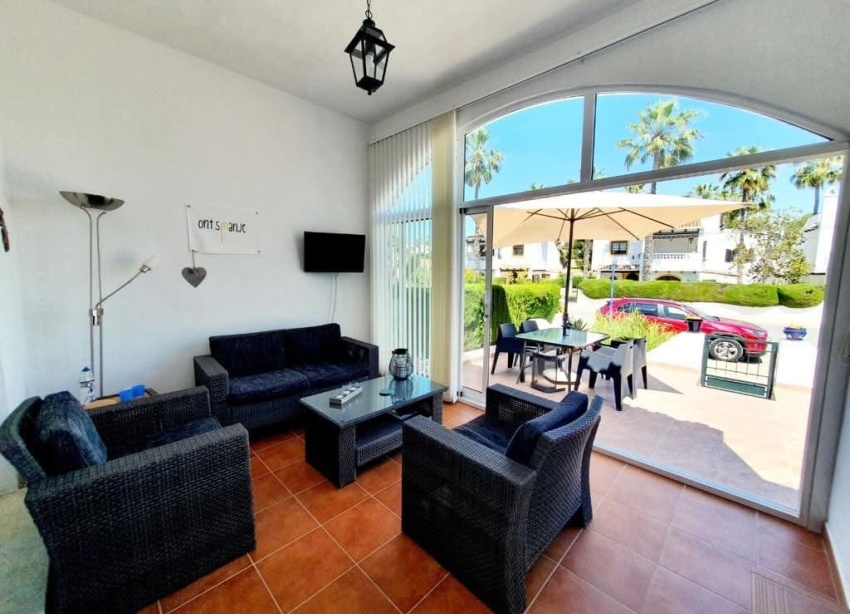 Resale - Townhouse / Terraced House - Orihuela Costa - Villamartín