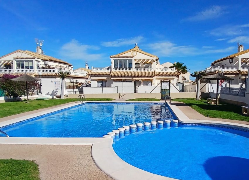 Resale - Townhouse / Terraced House - Orihuela Costa