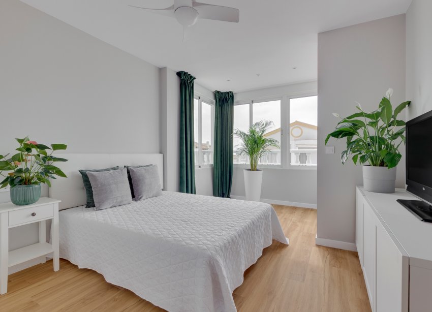 Resale - Townhouse / Terraced House - Orihuela Costa