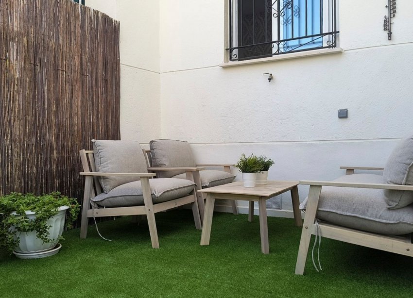 Resale - Townhouse / Terraced House - Orihuela Costa