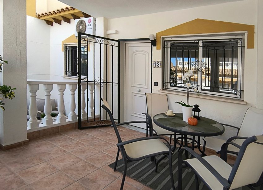 Resale - Townhouse / Terraced House - Orihuela Costa