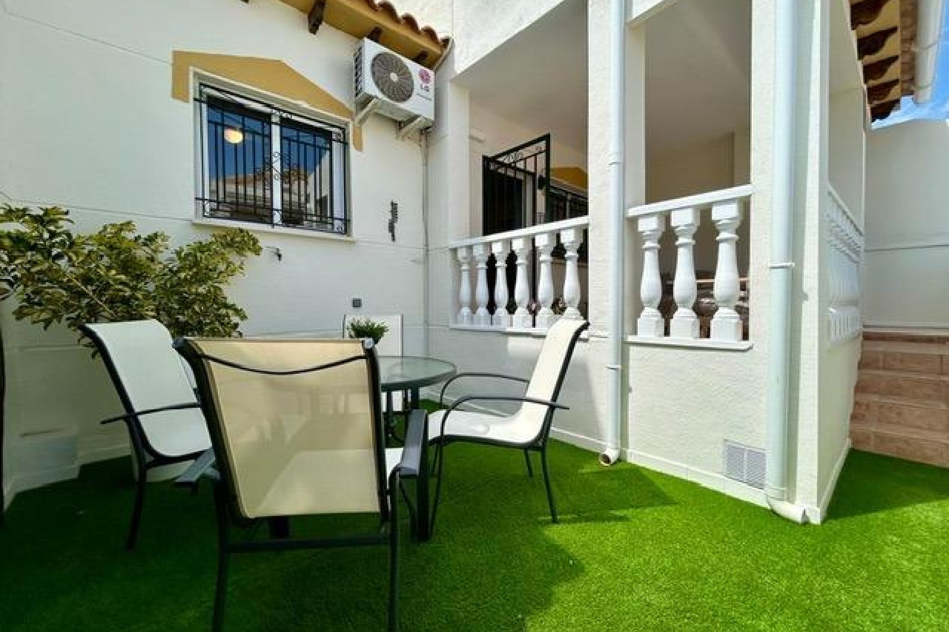 Resale - Townhouse / Terraced House - Orihuela - Urbanización Perla del Mar