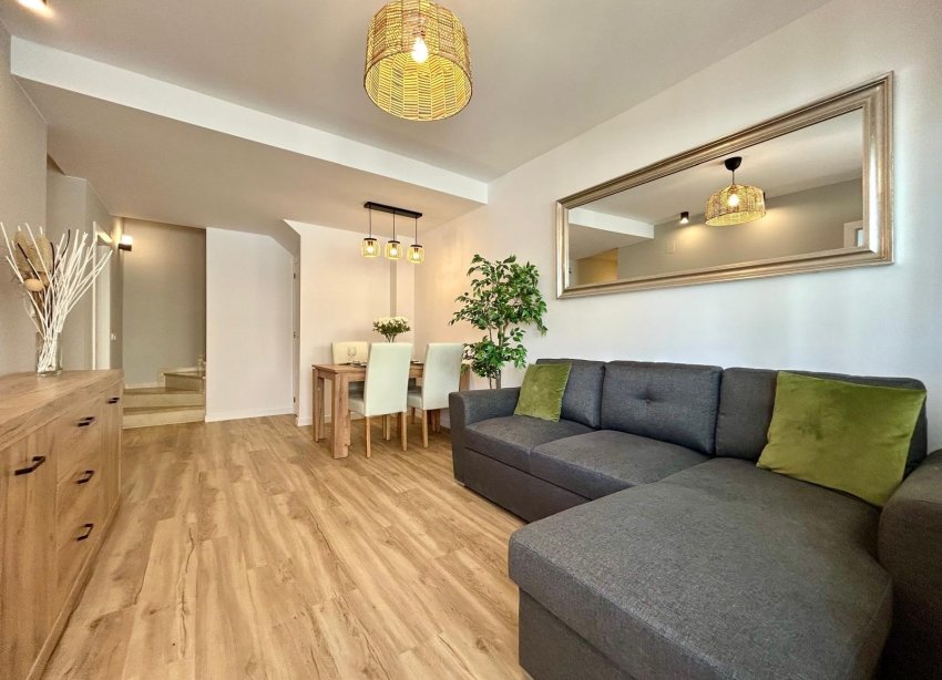 Resale - Townhouse / Terraced House - Orihuela - Urbanización Perla del Mar