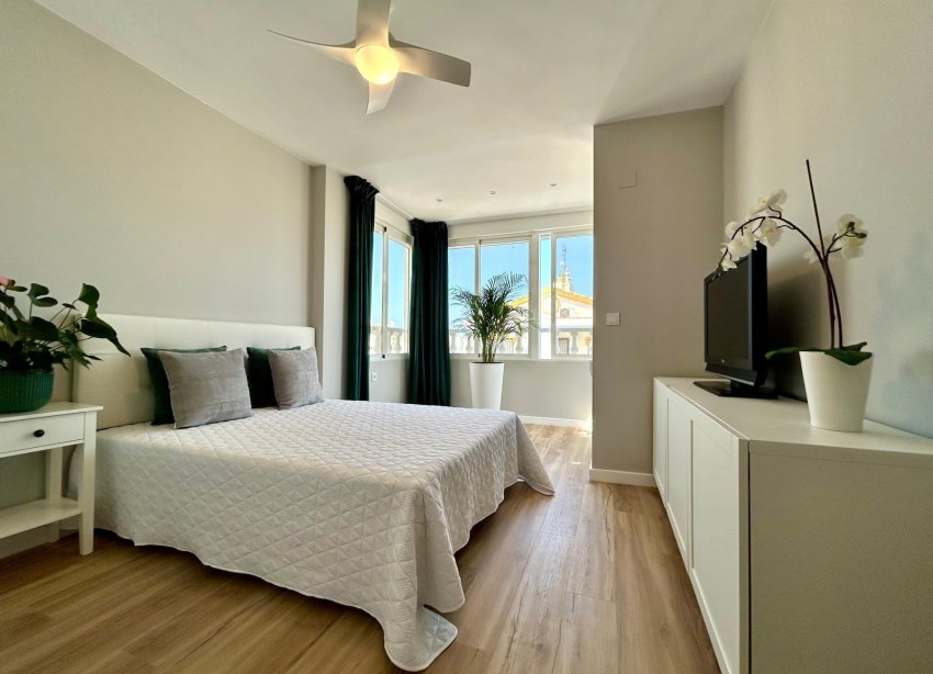 Resale - Townhouse / Terraced House - Orihuela - Urbanización Perla del Mar