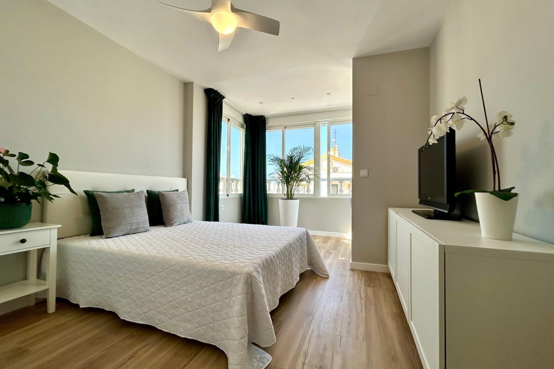 Resale - Townhouse / Terraced House - Orihuela - Urbanización Perla del Mar