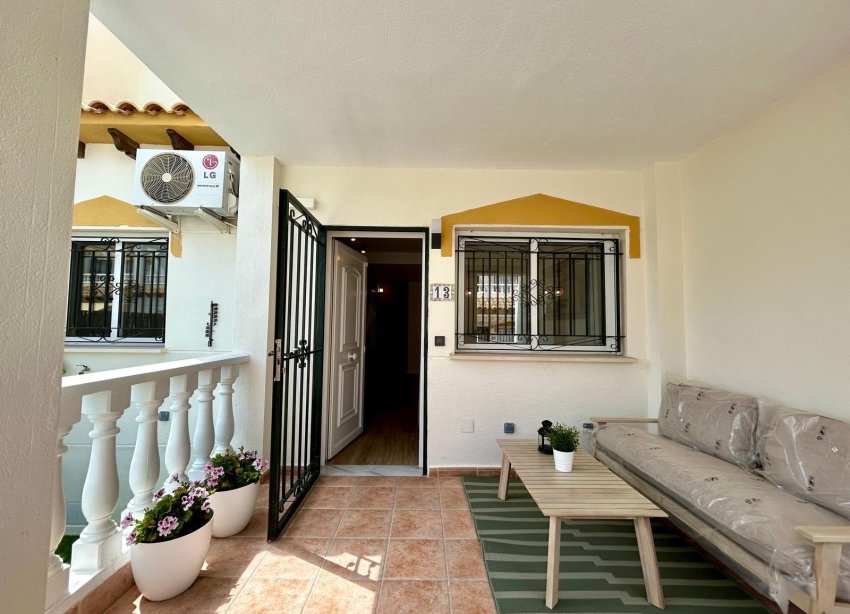 Resale - Townhouse / Terraced House - Orihuela - Urbanización Perla del Mar