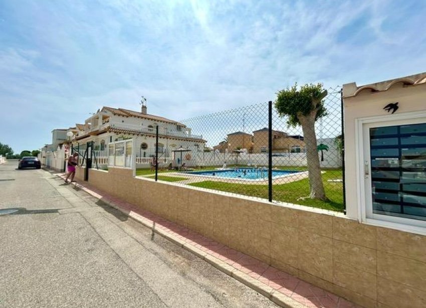 Resale - Townhouse / Terraced House - Orihuela - Urbanización Perla del Mar