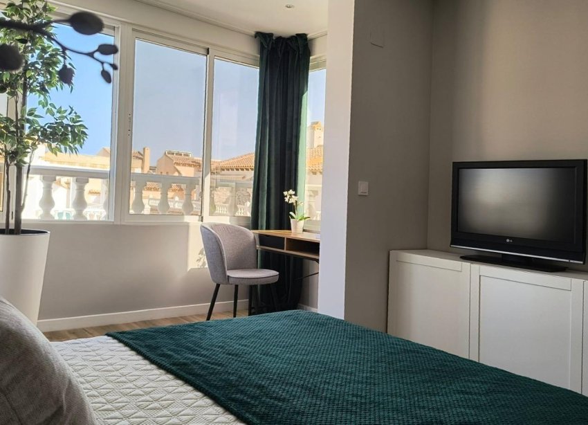 Resale - Townhouse / Terraced House - Orihuela - Urbanización Perla del Mar