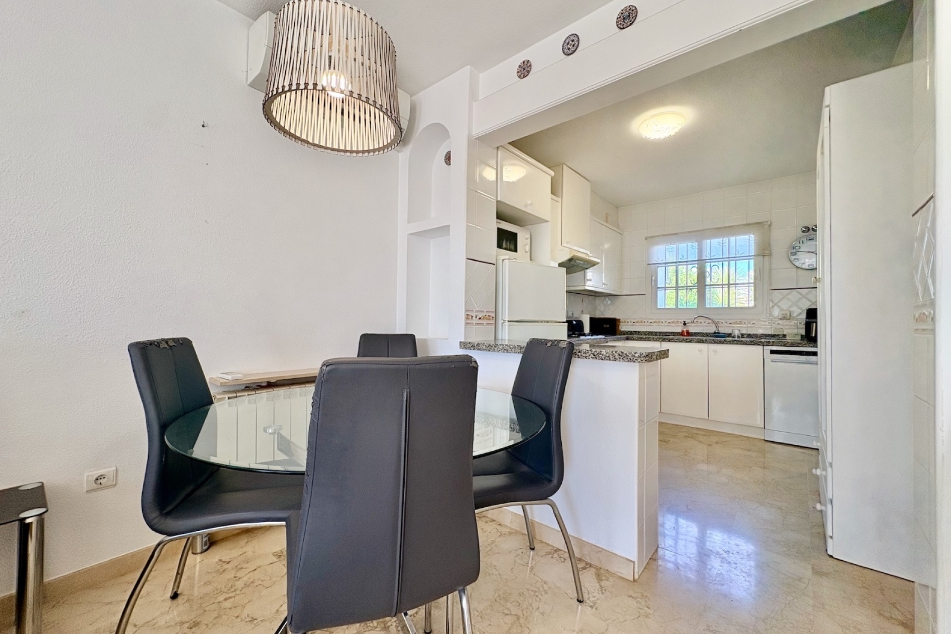 Resale - Townhouse / Terraced House - Orihuela - Villamartín