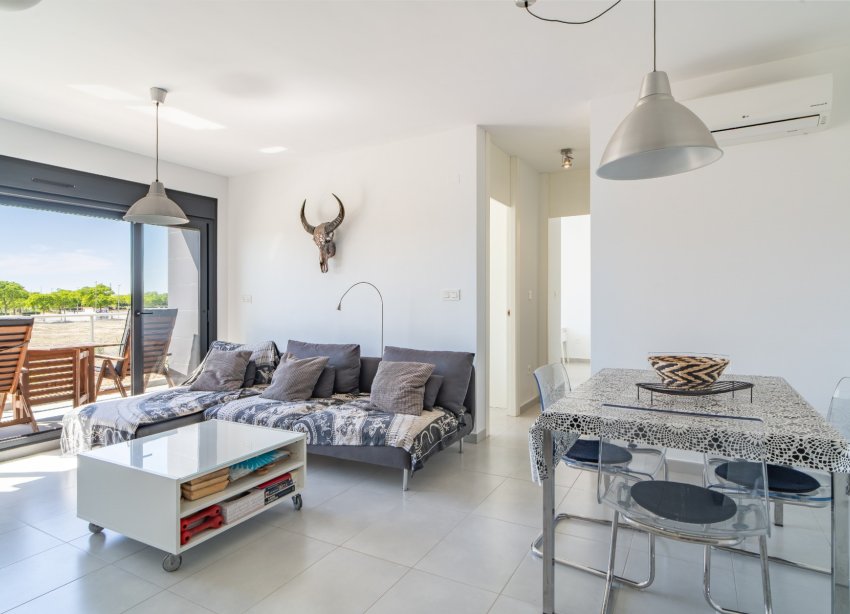 Resale - Townhouse / Terraced House - Pilar de la Horadada - Mil Palmeras
