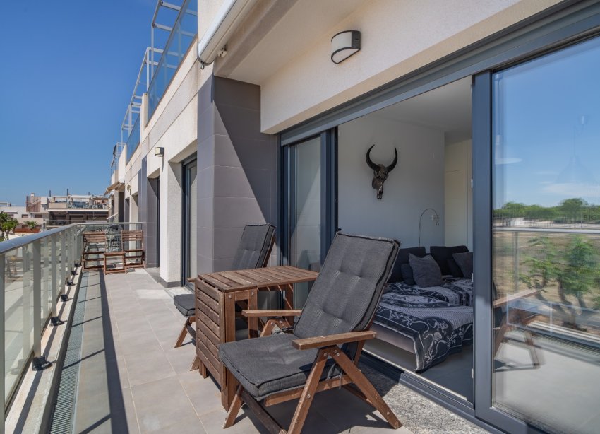 Resale - Townhouse / Terraced House - Pilar de la Horadada - Mil Palmeras