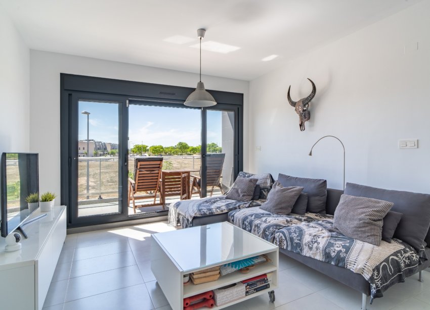 Resale - Townhouse / Terraced House - Pilar de la Horadada - Mil Palmeras