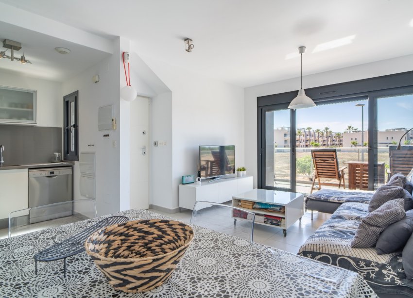 Resale - Townhouse / Terraced House - Pilar de la Horadada - Mil Palmeras