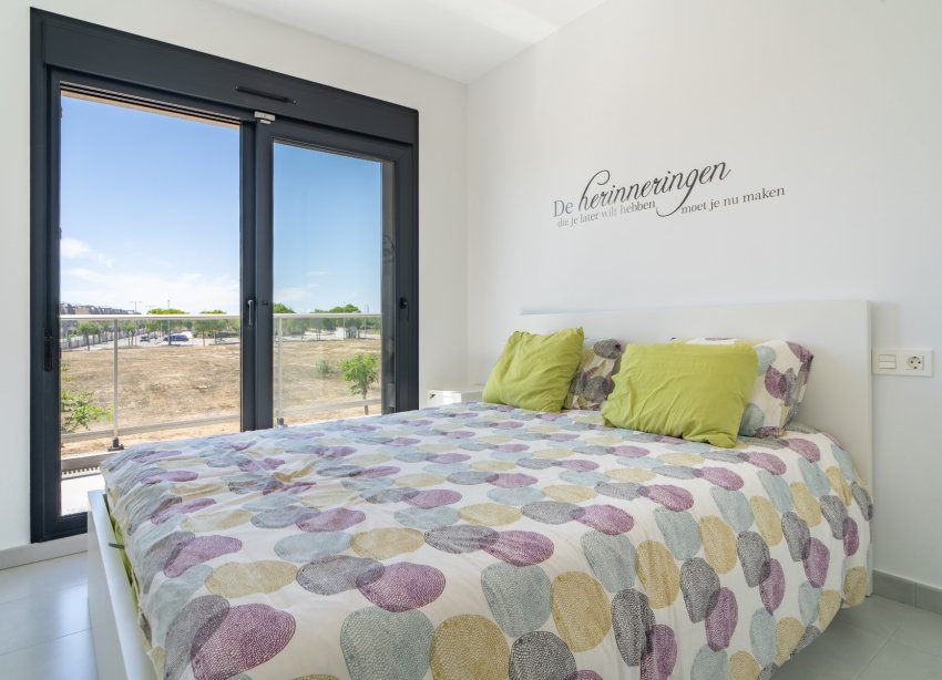 Resale - Townhouse / Terraced House - Pilar de la Horadada - Mil Palmeras