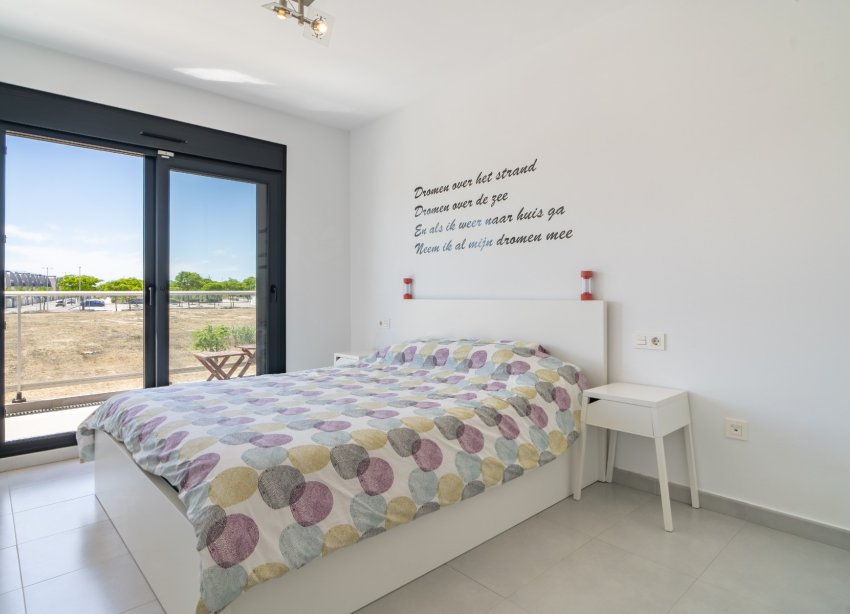 Resale - Townhouse / Terraced House - Pilar de la Horadada - Mil Palmeras