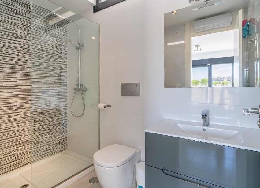 Resale - Townhouse / Terraced House - Pilar de la Horadada - Mil Palmeras