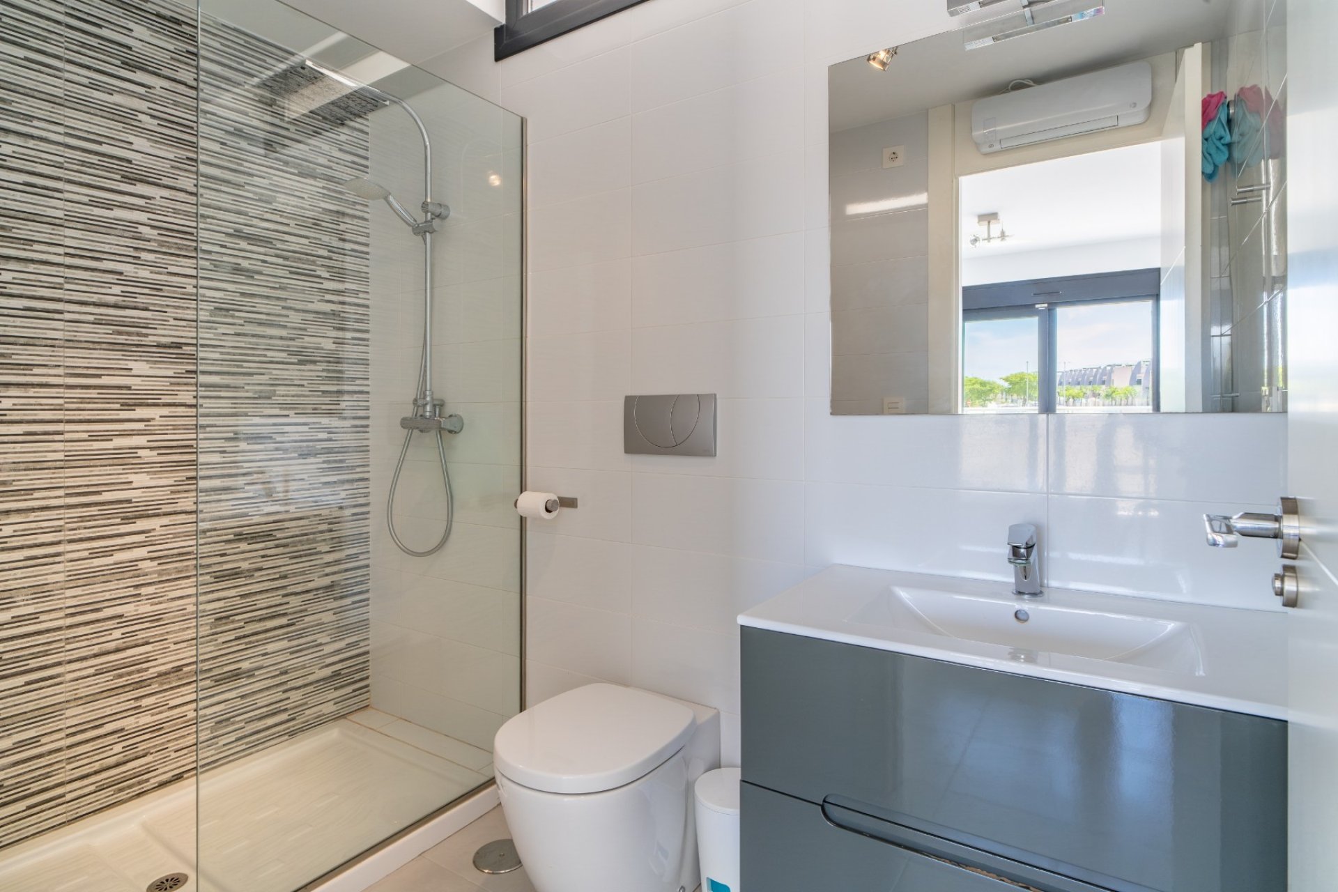 Resale - Townhouse / Terraced House - Pilar de la Horadada - Mil Palmeras