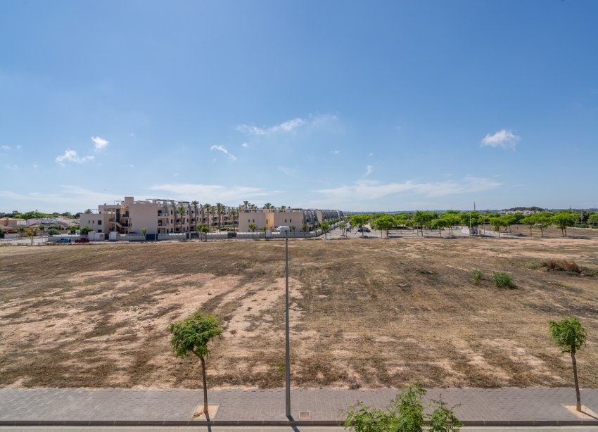 Resale - Townhouse / Terraced House - Pilar de la Horadada - Mil Palmeras