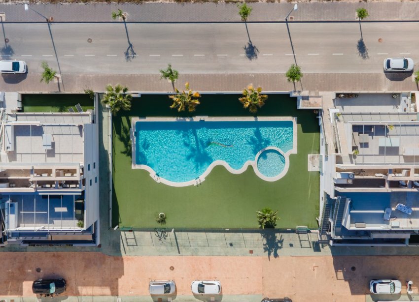 Resale - Townhouse / Terraced House - Pilar de la Horadada - Mil Palmeras
