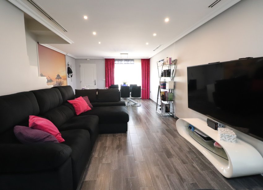 Resale - Townhouse / Terraced House - Redovan - Redovan - Town
