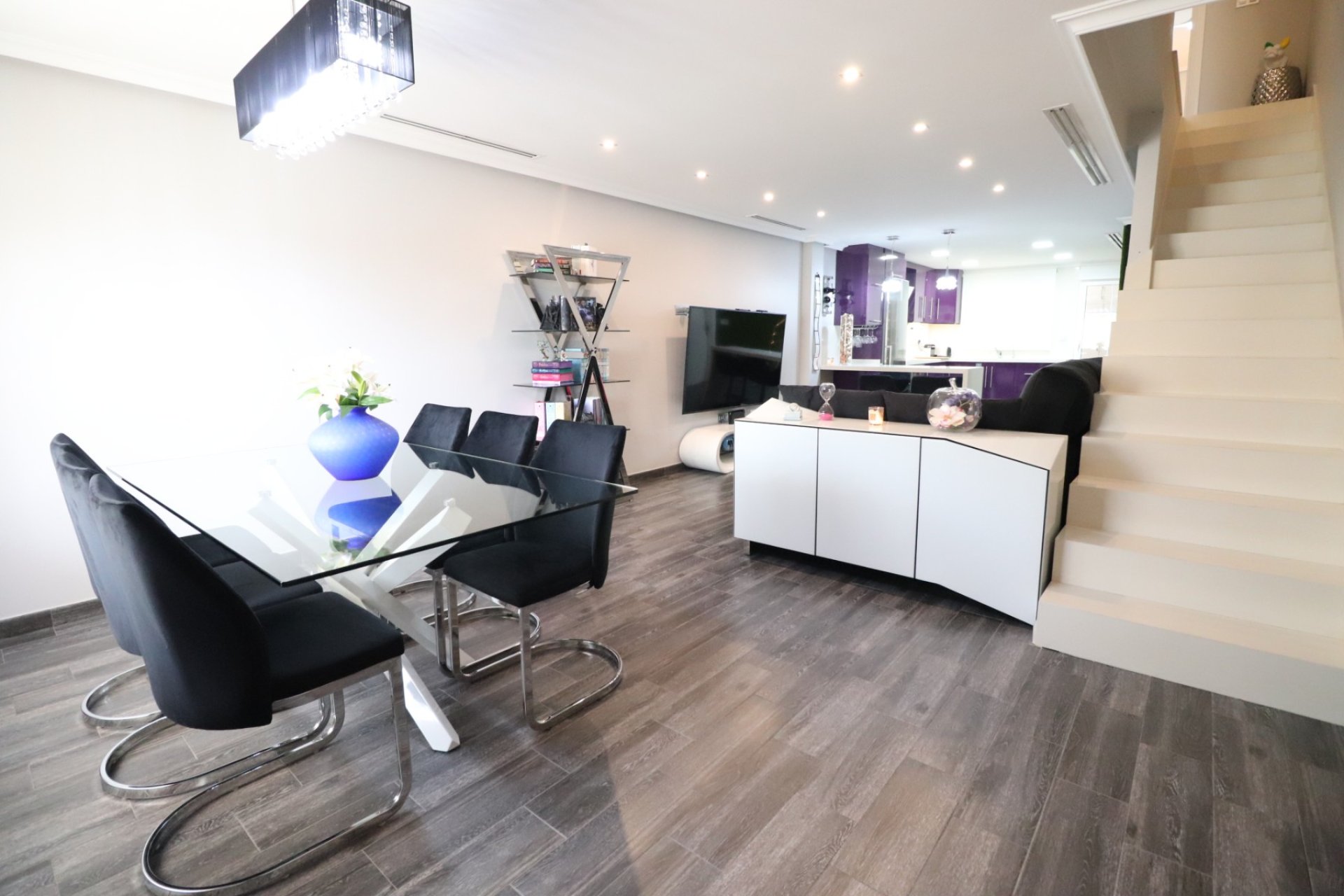 Resale - Townhouse / Terraced House - Redovan - Redovan - Town