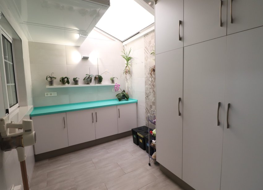 Resale - Townhouse / Terraced House - Redovan - Redovan - Town