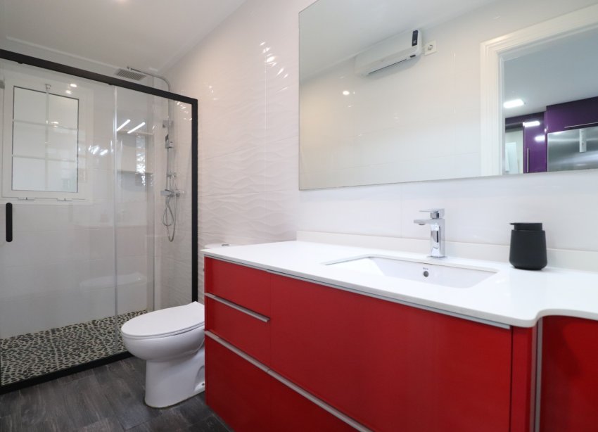 Resale - Townhouse / Terraced House - Redovan - Redovan - Town
