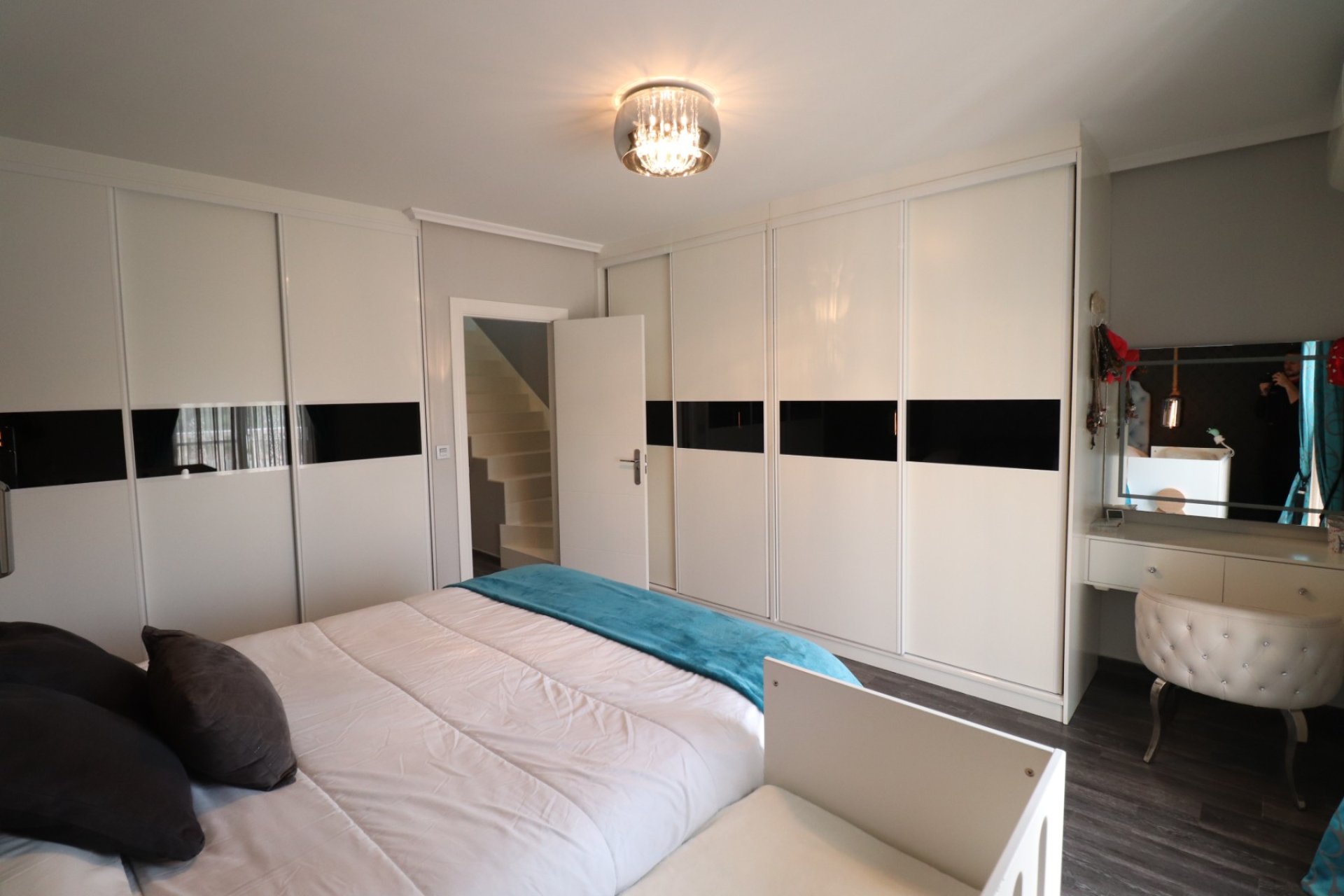 Resale - Townhouse / Terraced House - Redovan - Redovan - Town