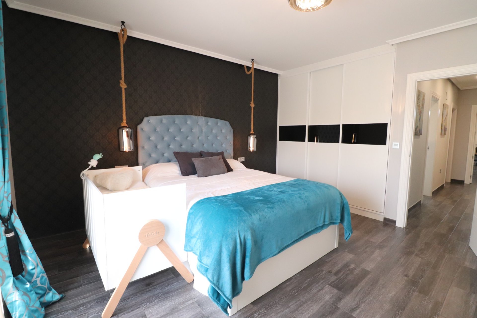 Resale - Townhouse / Terraced House - Redovan - Redovan - Town