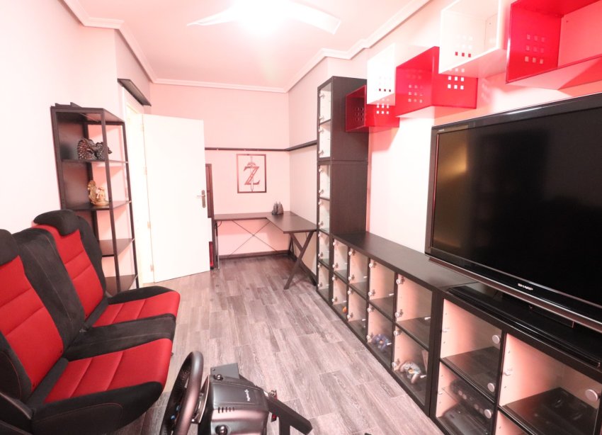 Resale - Townhouse / Terraced House - Redovan - Redovan - Town