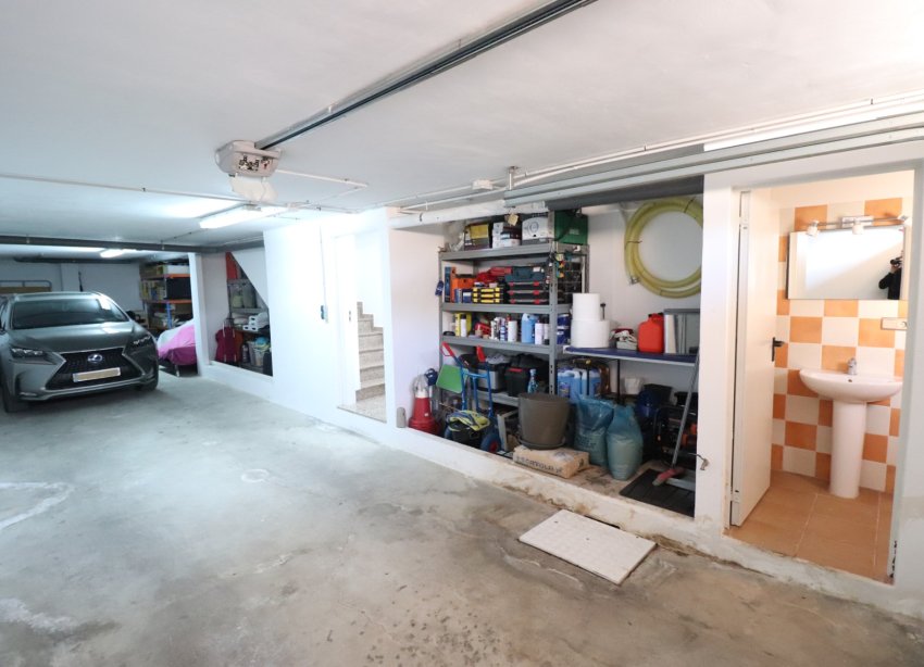 Resale - Townhouse / Terraced House - Redovan - Redovan - Town