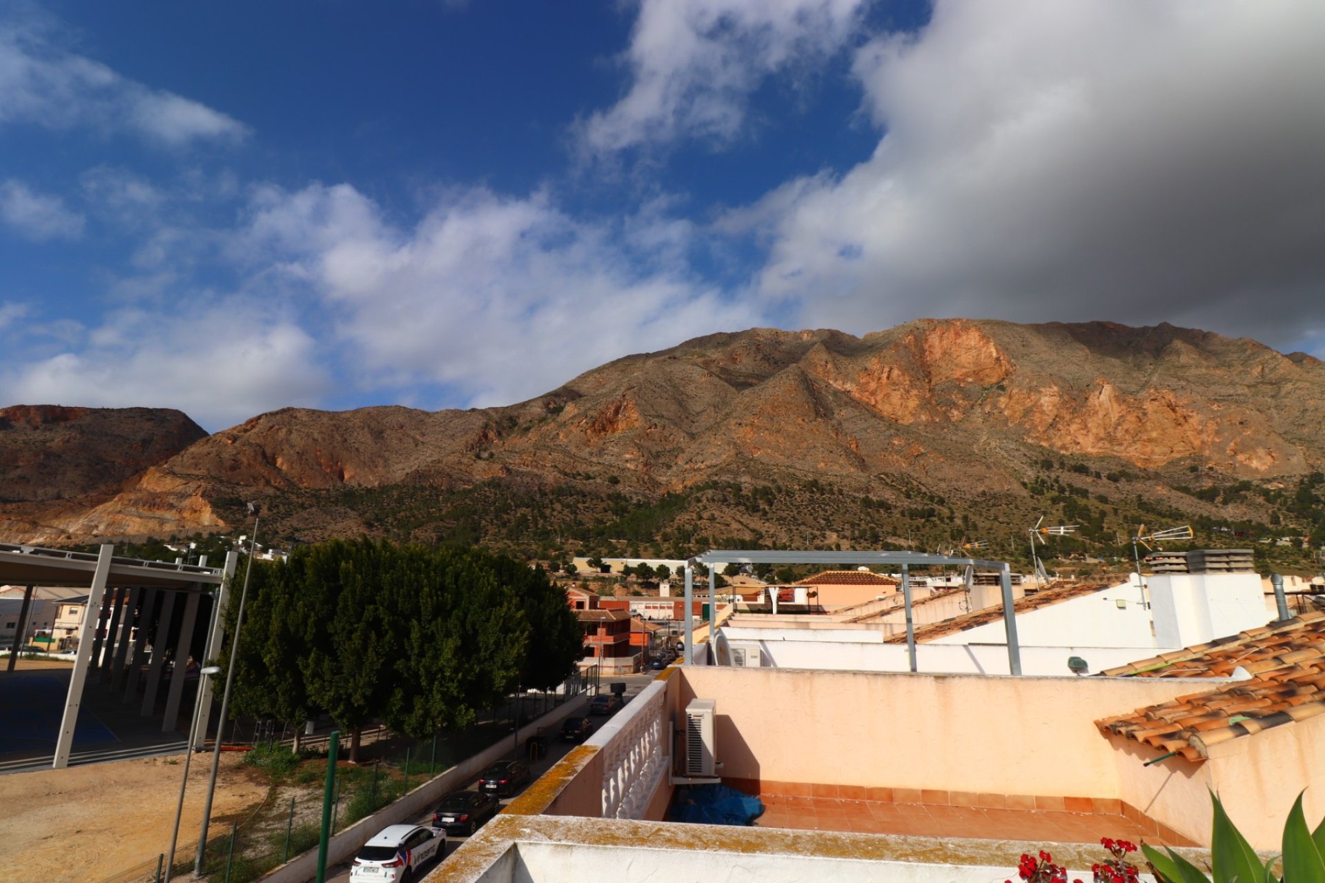 Resale - Townhouse / Terraced House - Redovan - Redovan - Town