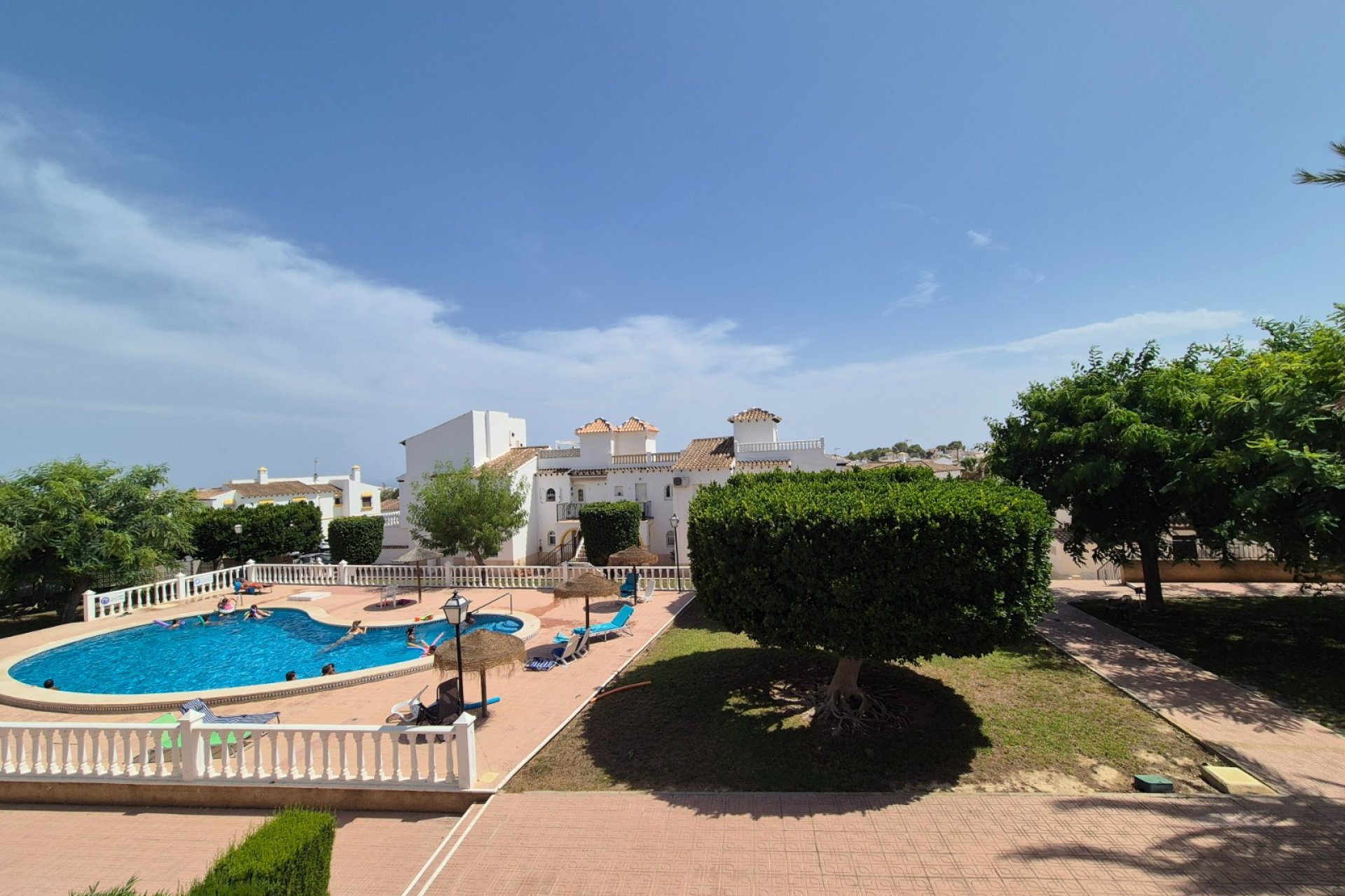 Resale - Townhouse / Terraced House - San Miguel de Salinas - Bellavista