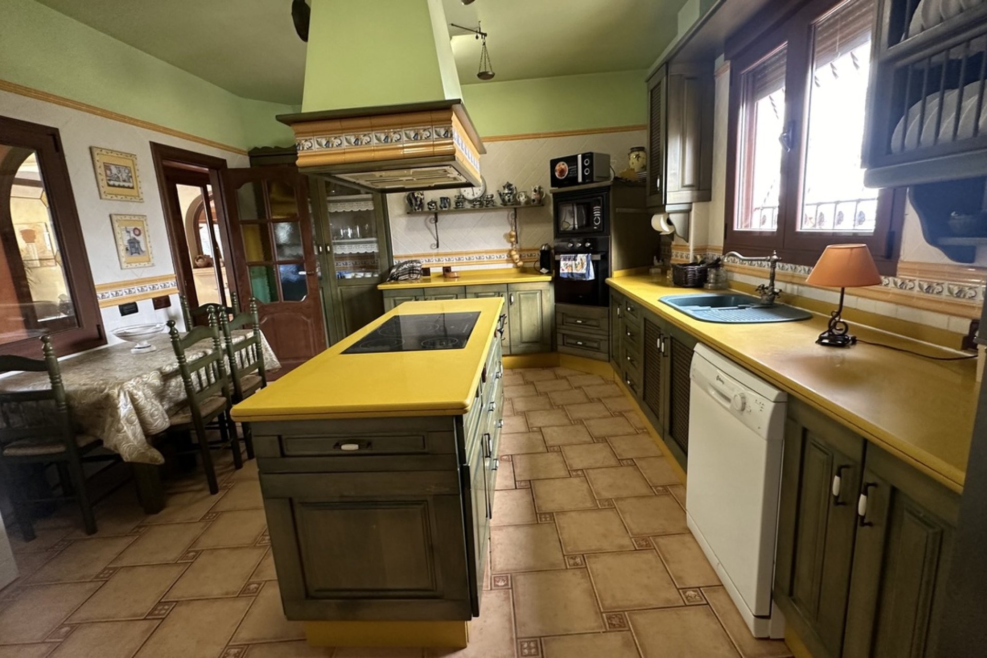Resale - Townhouse / Terraced House - San Miguel de Salinas