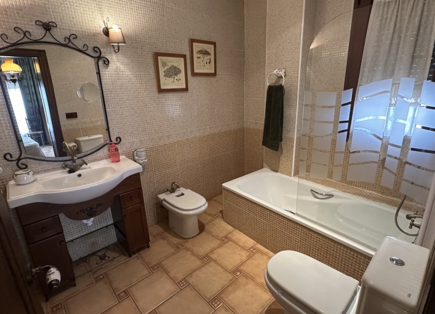 Resale - Townhouse / Terraced House - San Miguel de Salinas