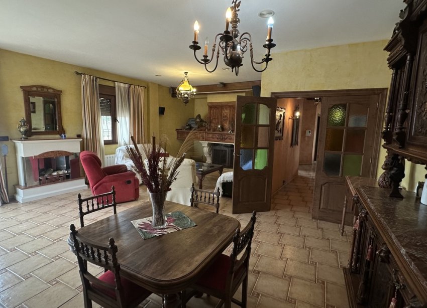 Resale - Townhouse / Terraced House - San Miguel de Salinas