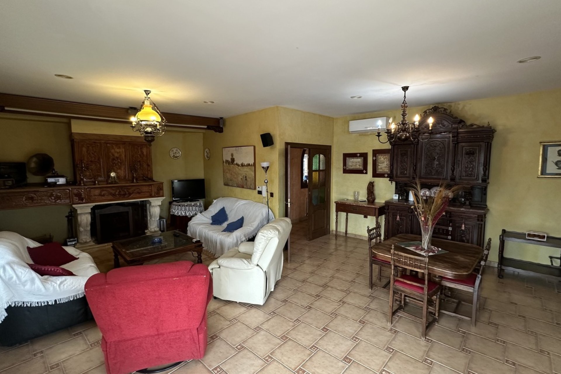 Resale - Townhouse / Terraced House - San Miguel de Salinas