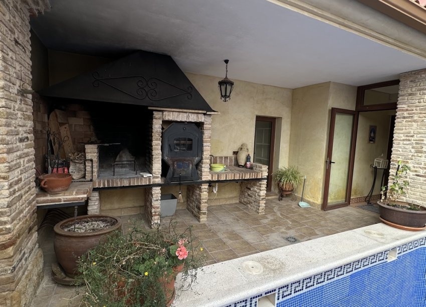 Resale - Townhouse / Terraced House - San Miguel de Salinas
