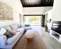 Resale - Townhouse / Terraced House - Sucina