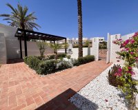Resale - Townhouse / Terraced House - Sucina