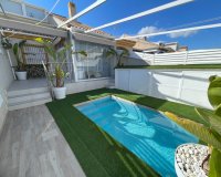 Resale - Townhouse / Terraced House - Torre de la Horadada