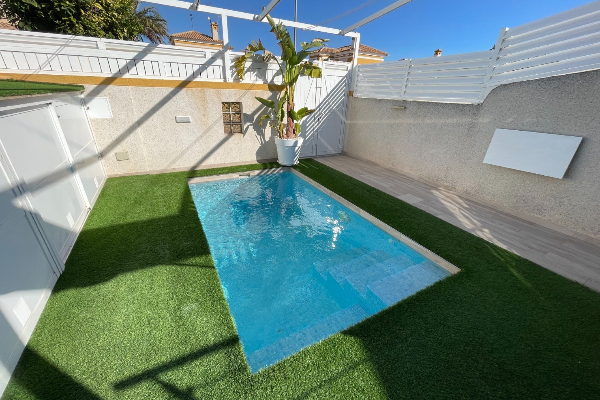 Resale - Townhouse / Terraced House - Torre de la Horadada