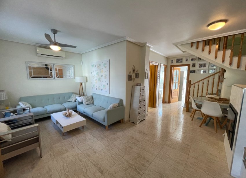 Resale - Townhouse / Terraced House - Torre de la Horadada