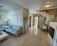 Resale - Townhouse / Terraced House - Torre de la Horadada