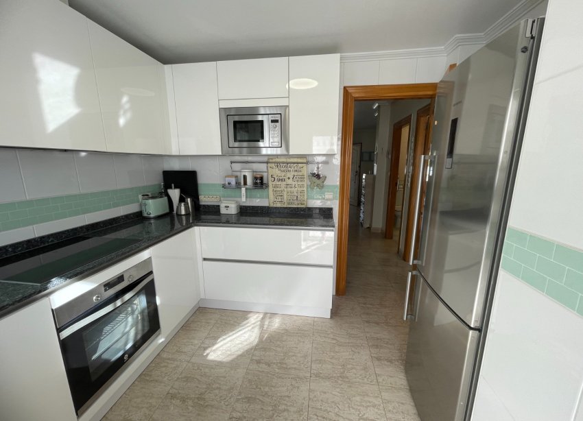 Resale - Townhouse / Terraced House - Torre de la Horadada