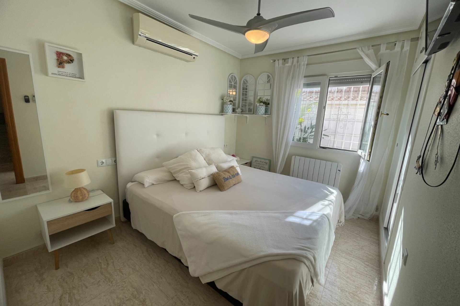 Resale - Townhouse / Terraced House - Torre de la Horadada