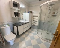 Resale - Townhouse / Terraced House - Torre de la Horadada