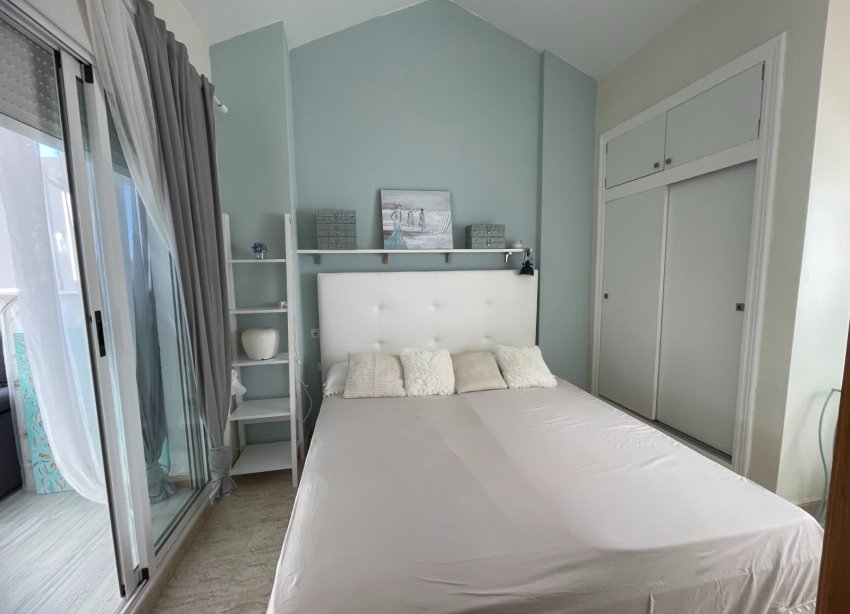 Resale - Townhouse / Terraced House - Torre de la Horadada