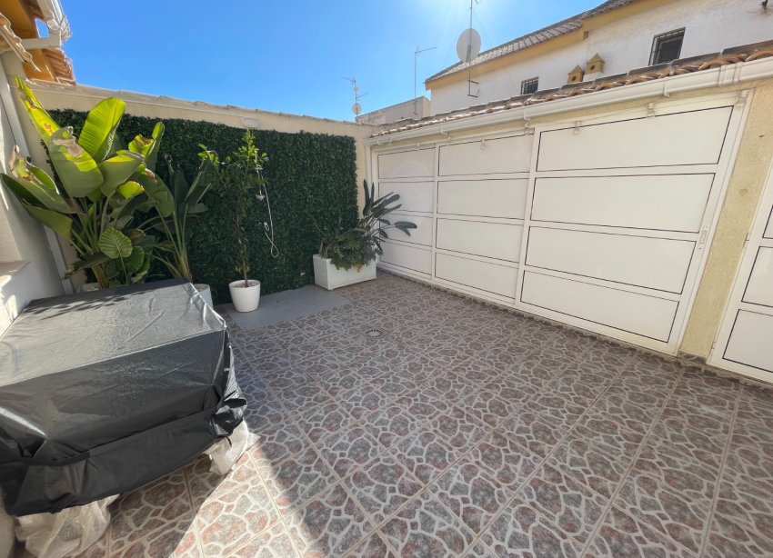 Resale - Townhouse / Terraced House - Torre de la Horadada