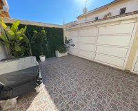 Resale - Townhouse / Terraced House - Torre de la Horadada